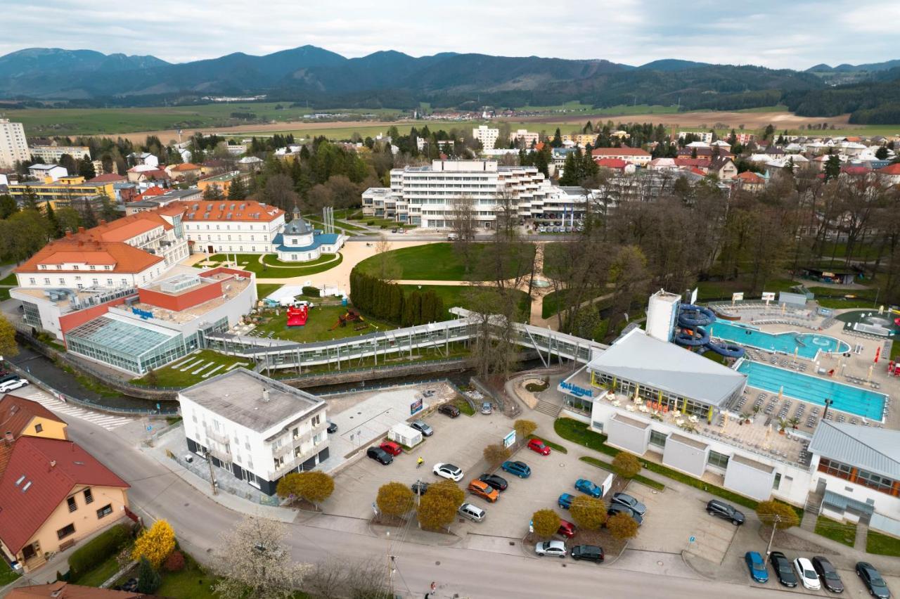 Ubytovanie Biely Dom Турчянське Тепліце Екстер'єр фото